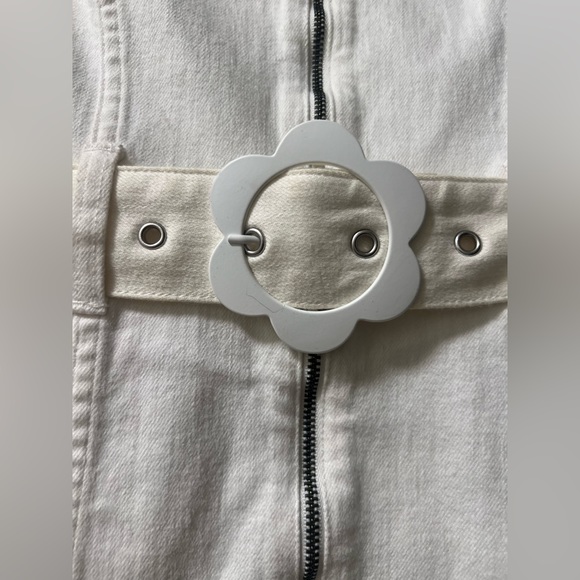 Alice + Olivia White Denim Dress - Picture 3 of 5